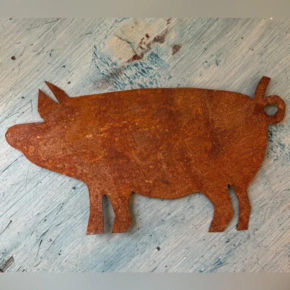 Rustic Metal Wall Decor Set - Heart, Pig, and Flower Basket - Picture 4 of 8